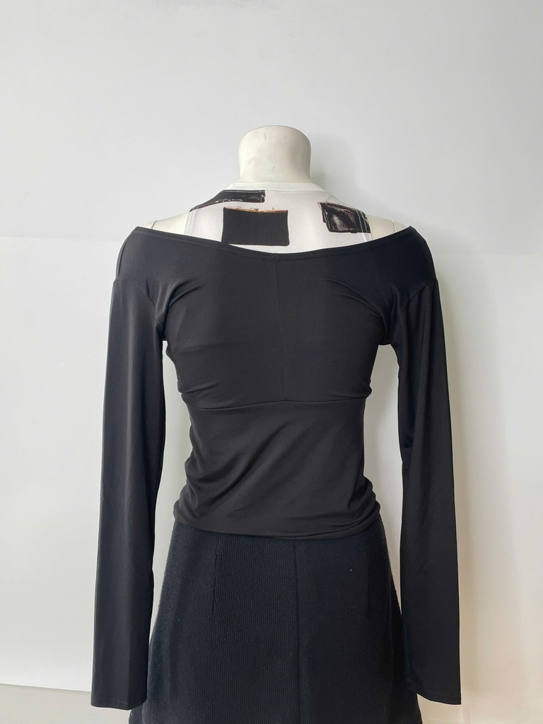 ASSORTED BRAND-LONG SLEEVES TOP