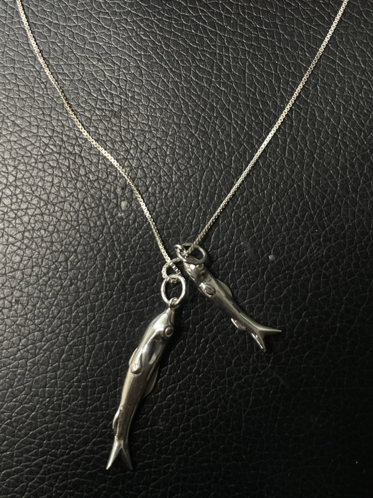 JELLYFISH-NECKLACES