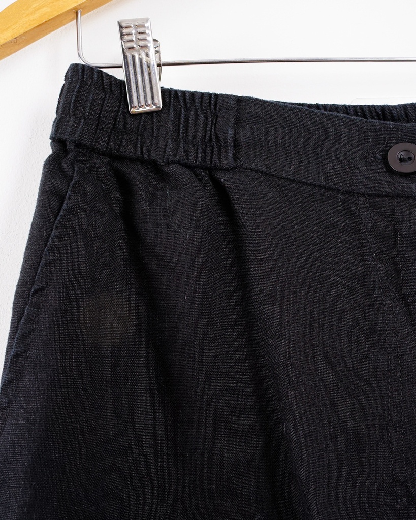 UNKNOWN-TAILORED SHORTS