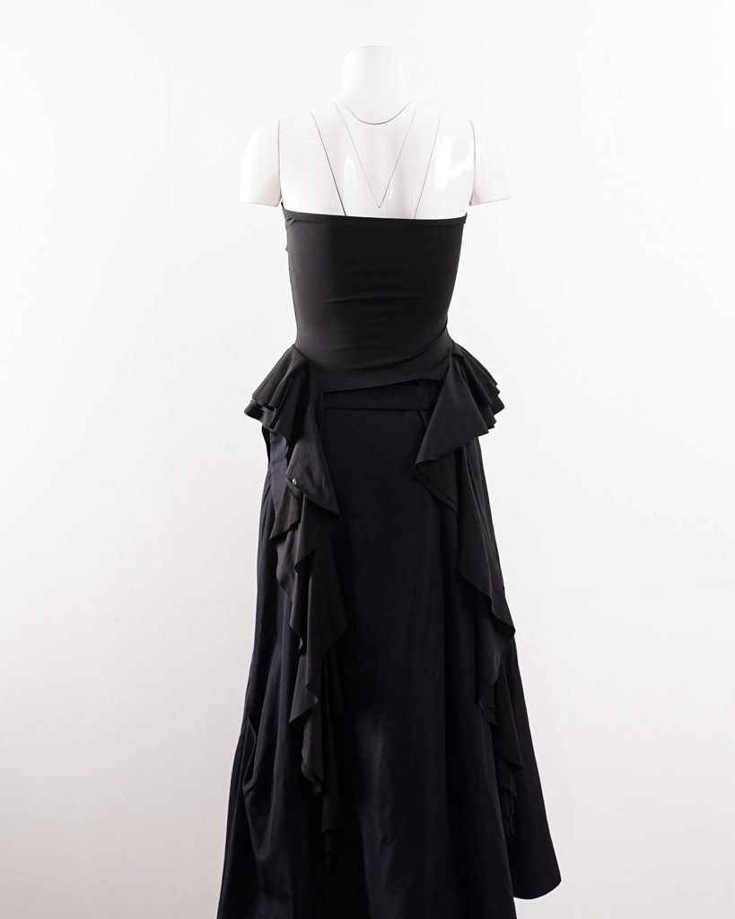 UNKNOWN-SLEEVELESS TOP (TANKTOP/TUBE TOP)