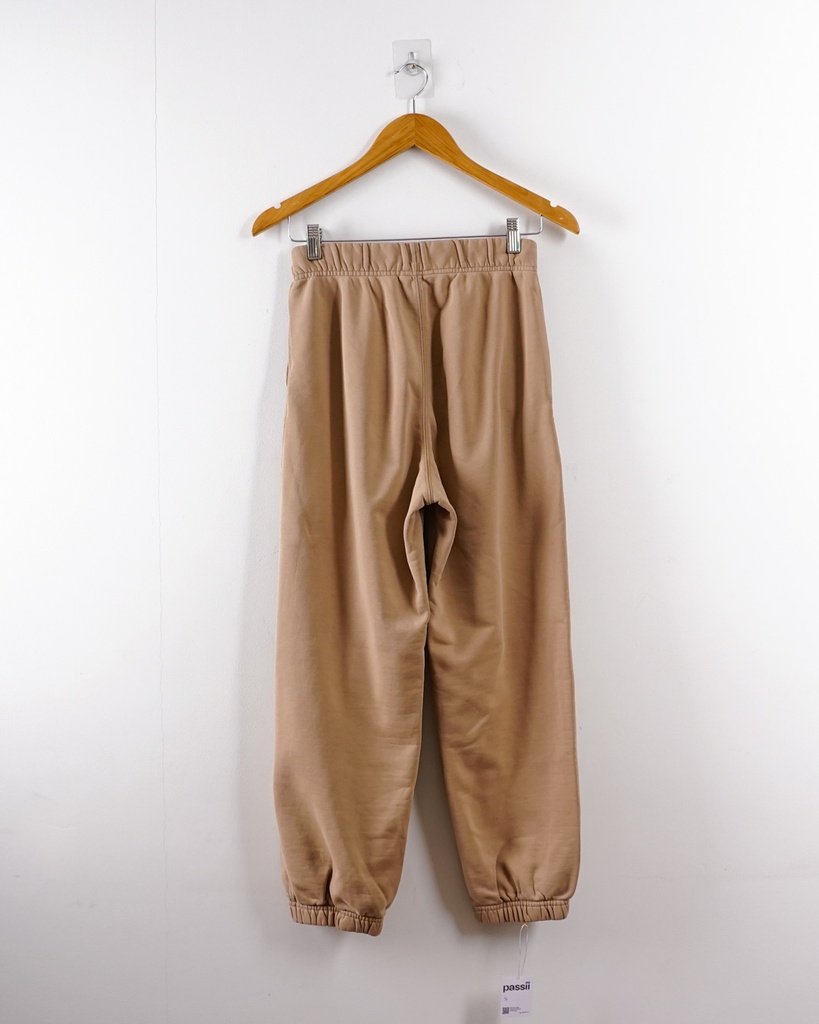 UNIQLO-TAPPERED PANTS