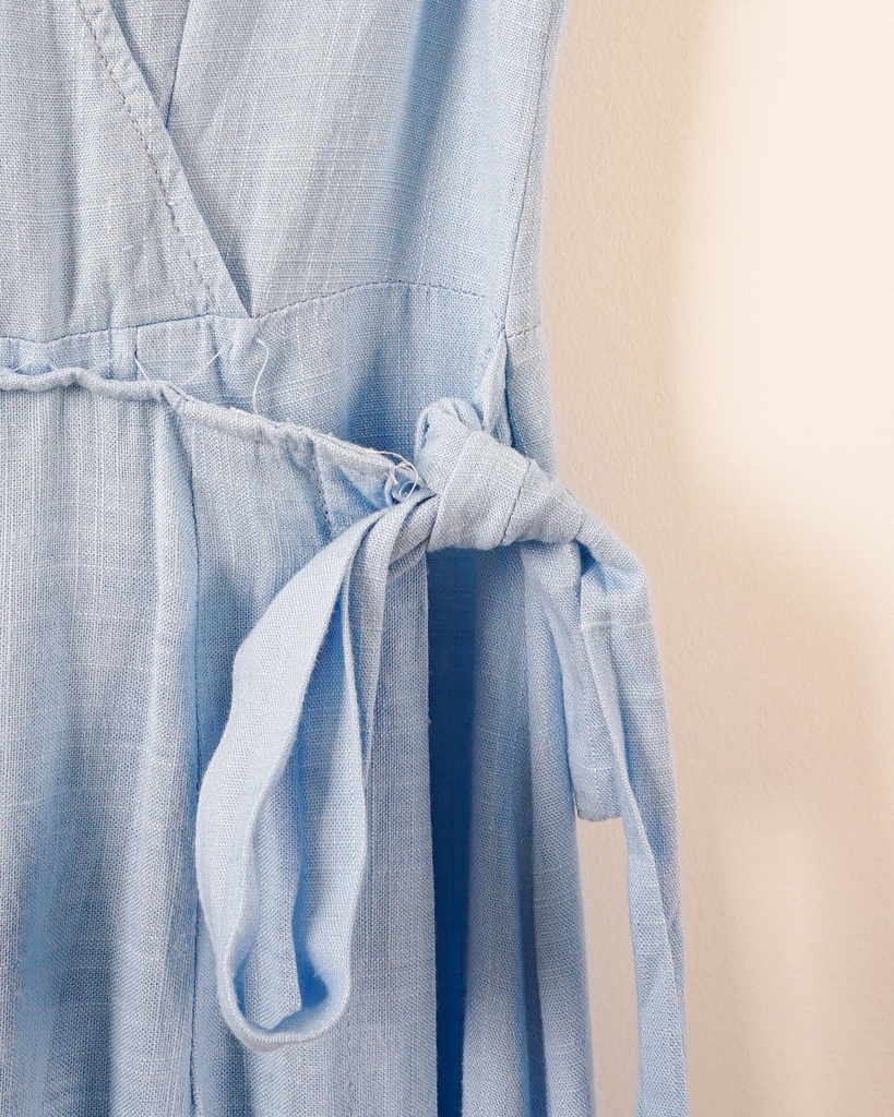 UNKNOWN-WRAP DRESS