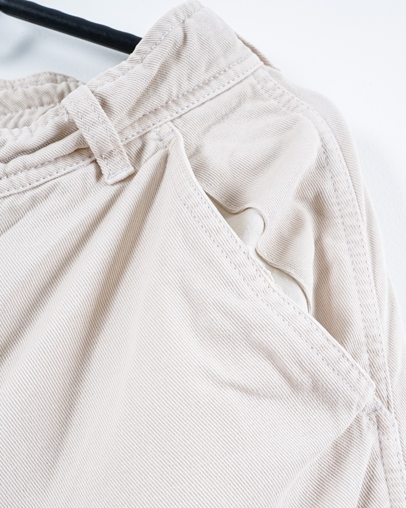 UNKNOWN-TAPPERED PANTS