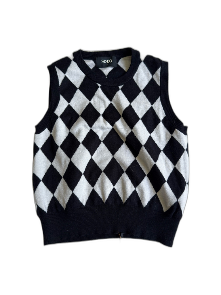 SIXDO-SLEEVELESS TOP