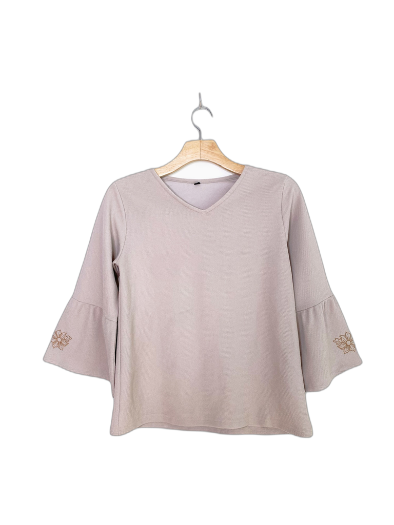 UNKNOWN-LONG SLEEVES TOP