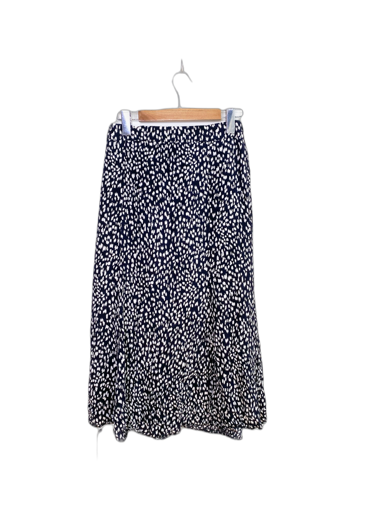 UNKNOWN-MIDI SKIRT