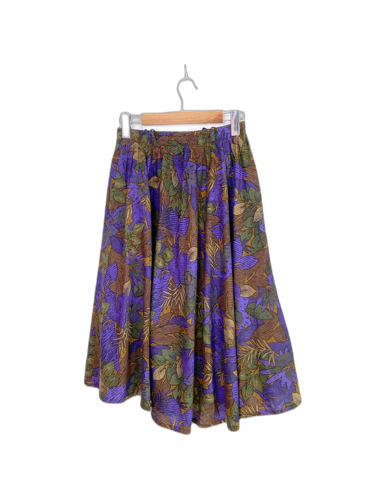 UNKNOWN-MIDI SKIRT