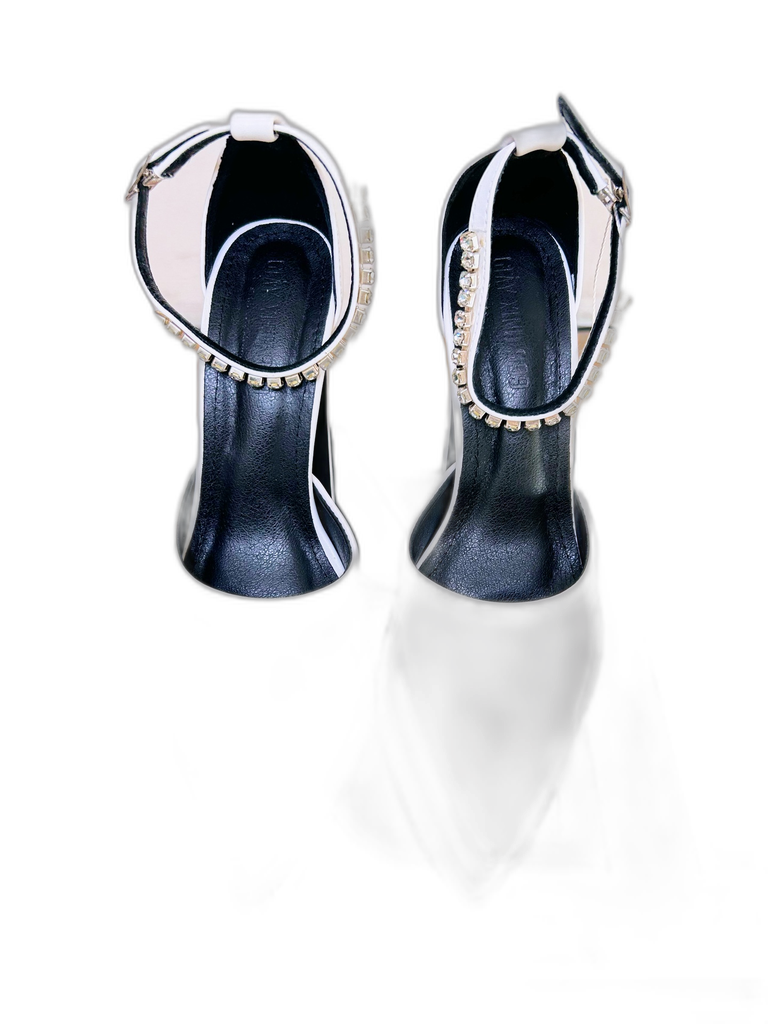 ASSORTED BRAND-SHOES