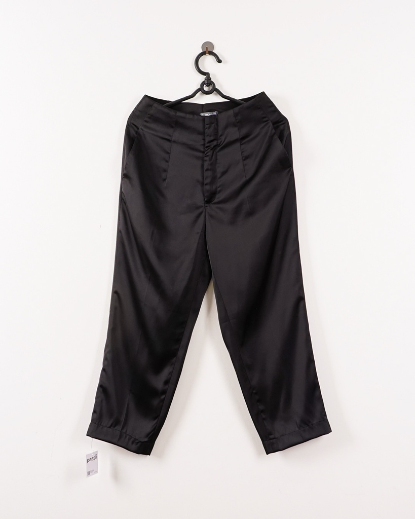 GUMAC-TAPPERED PANTS