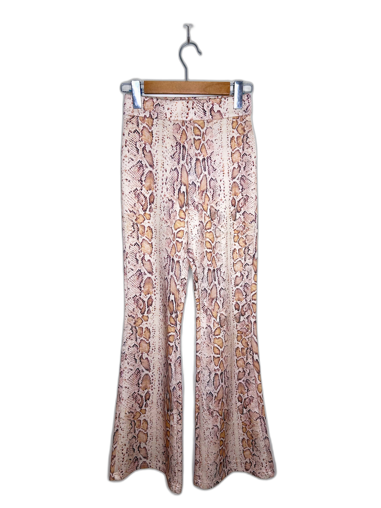 WEEKDAY-FLARE PANTS
