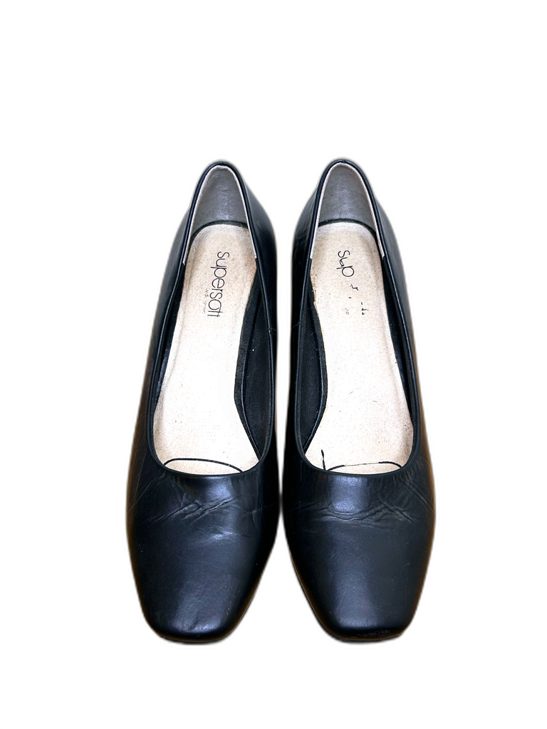 ASSORTED BRAND-SHOES