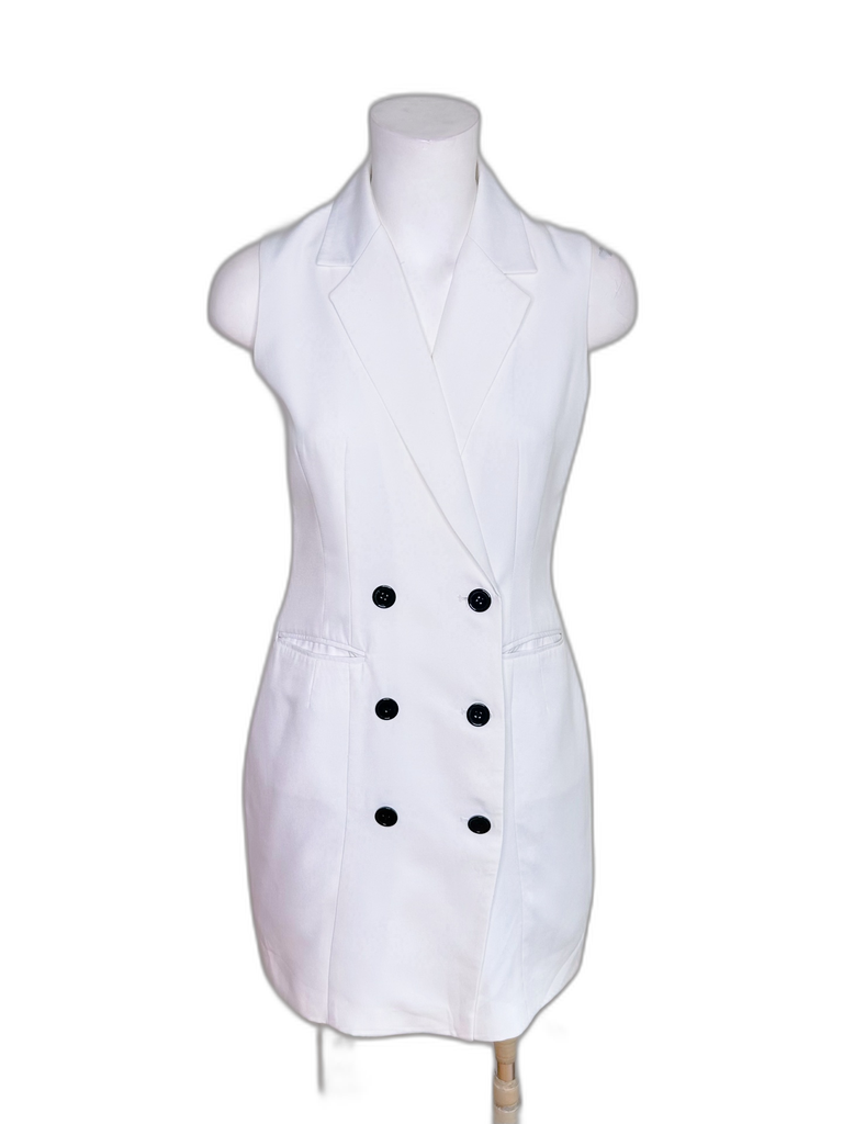 UNKNOWN-DRESSES
