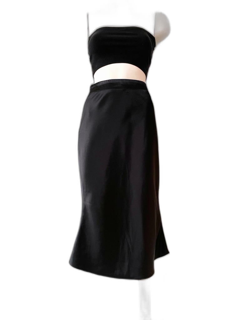 UNKNOWN-MIDI SKIRT