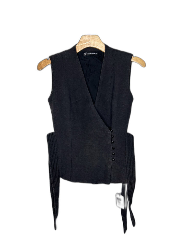 NGUYEN HOANG TU-TOPS