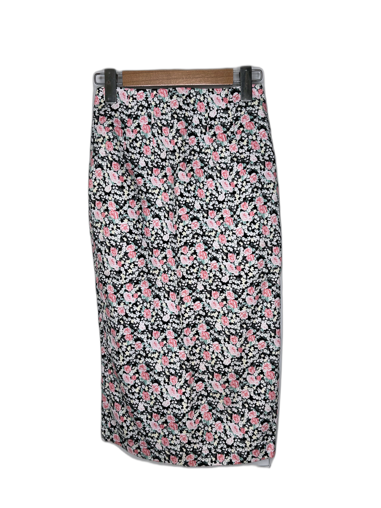 UNKNOWN-MIDI SKIRT