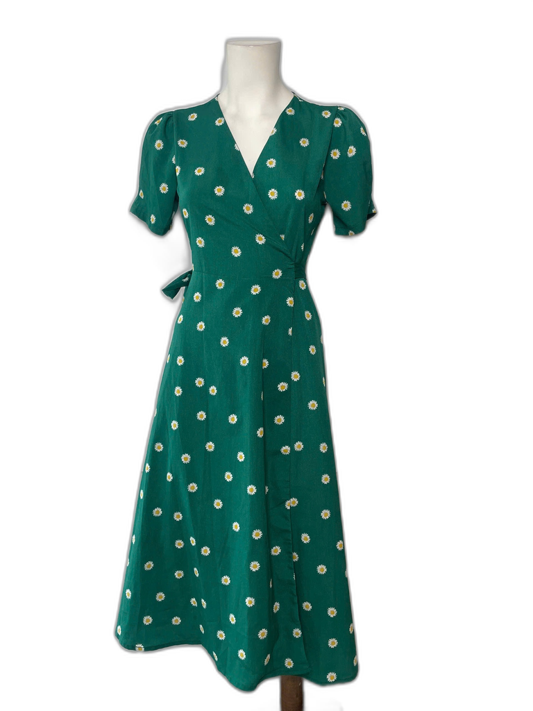 UNKNOWN-MIDI DRESS