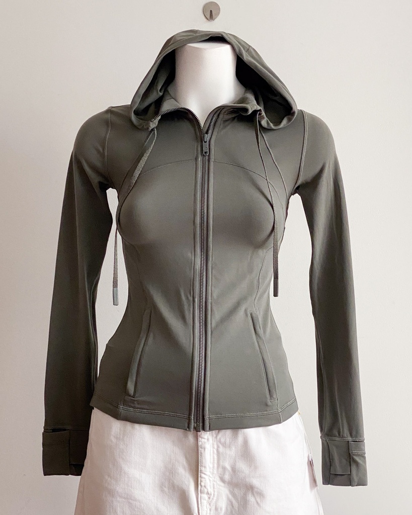 LULULEMON-OUTDOOR JACKET