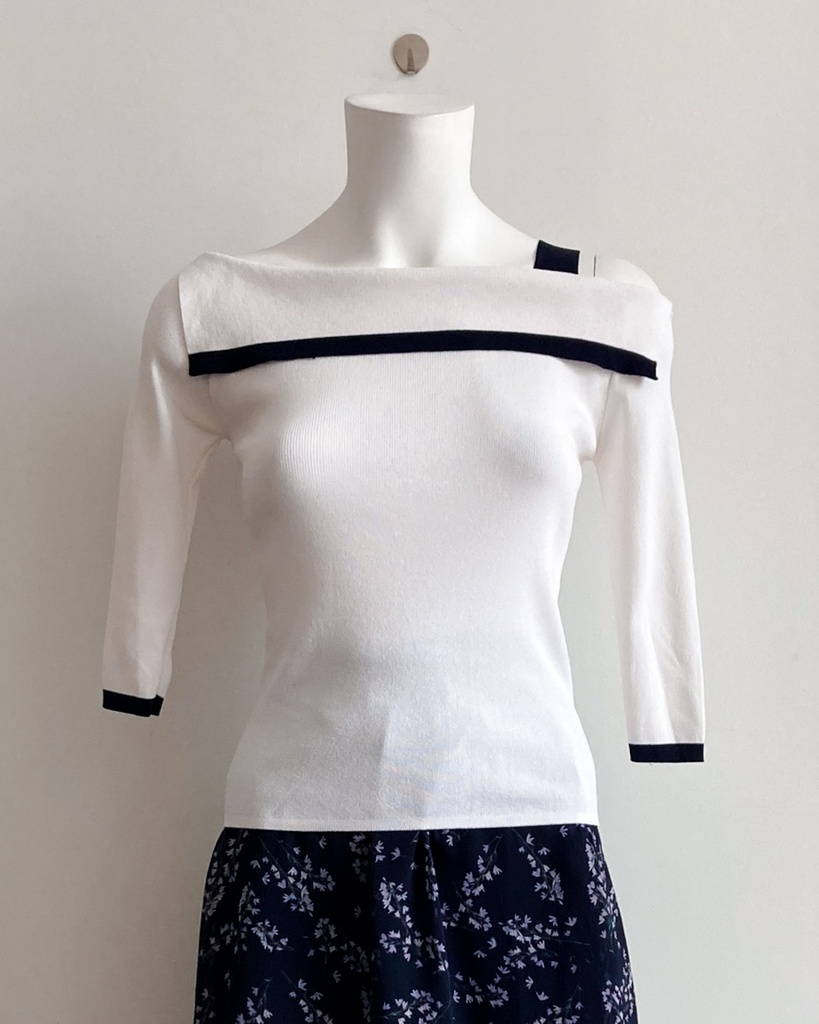 UNKNOWN-LONG_SLEEVES TOP