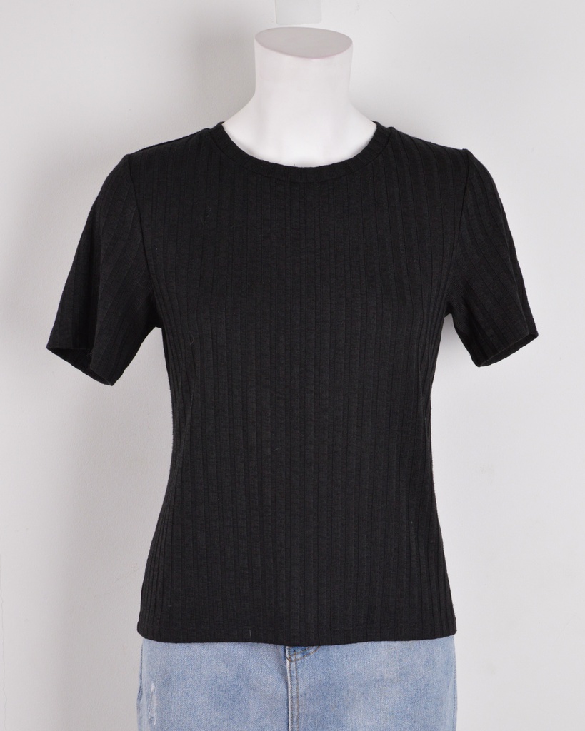 DIVIDED H&M-SHORT SLEEVES TOP