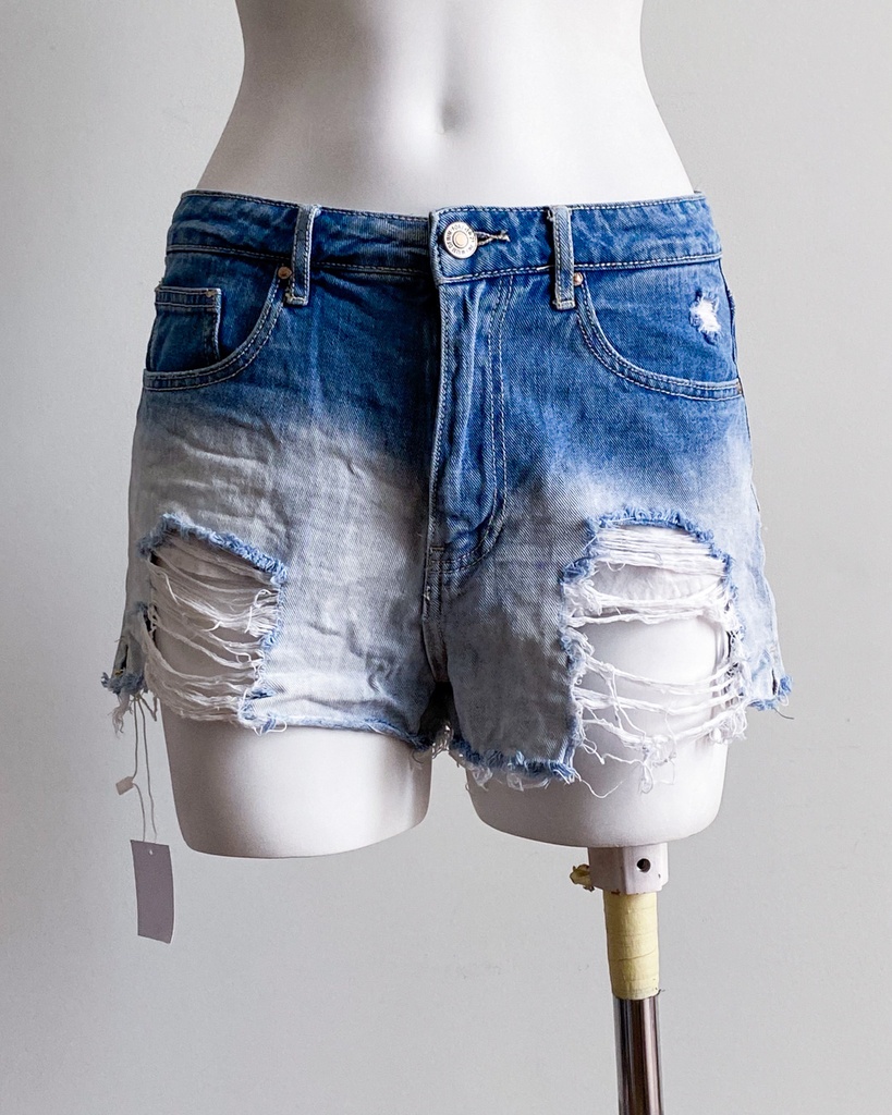 FOREVER 21-DENIM/KHAKIS SHORTS