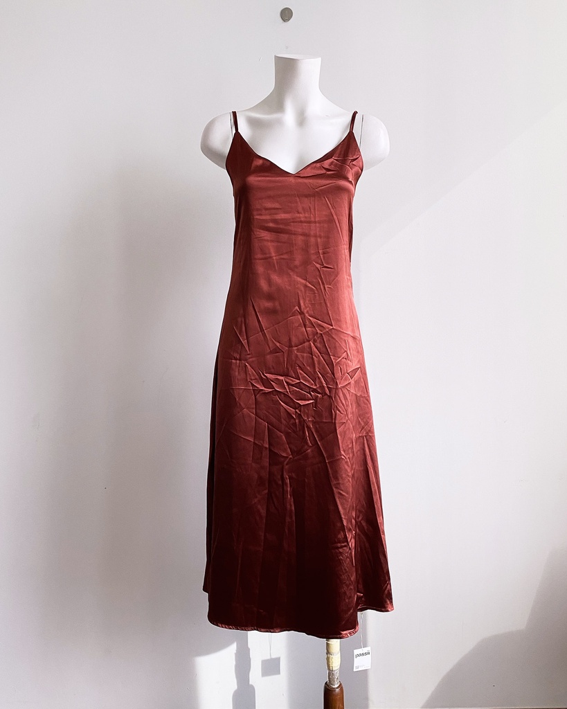 UNKNOWN-SLIPDRESS