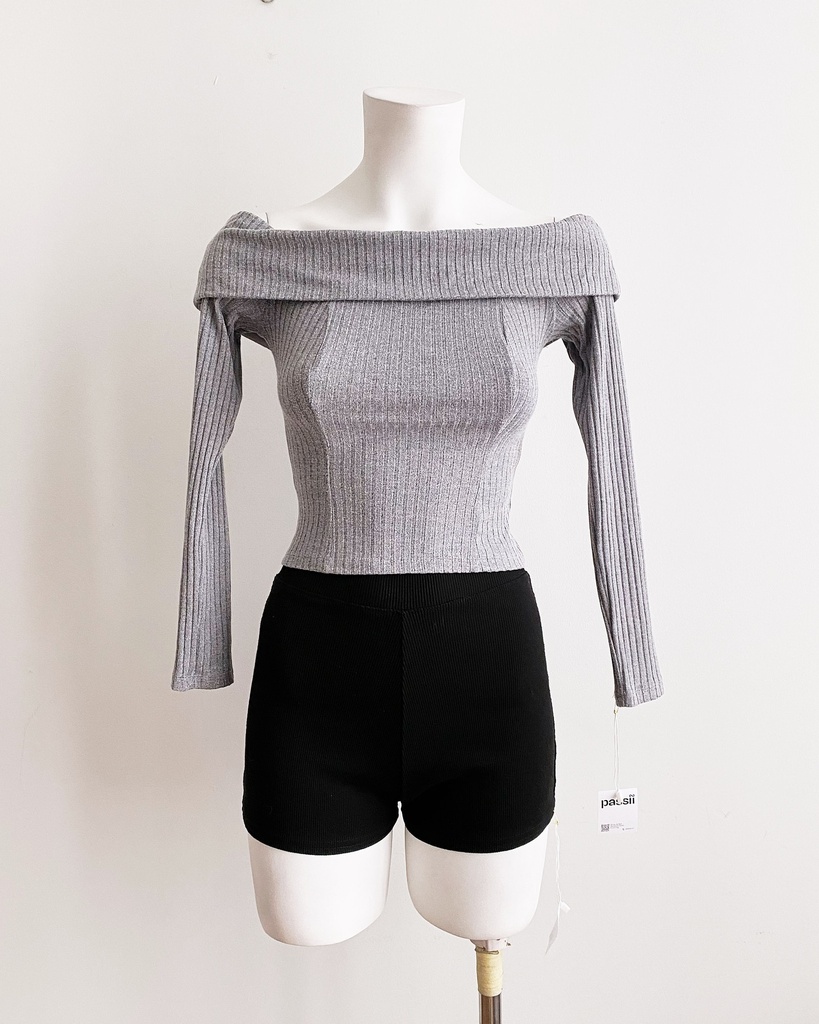 VALUE BRAND-OFF SHOULDER TOP
