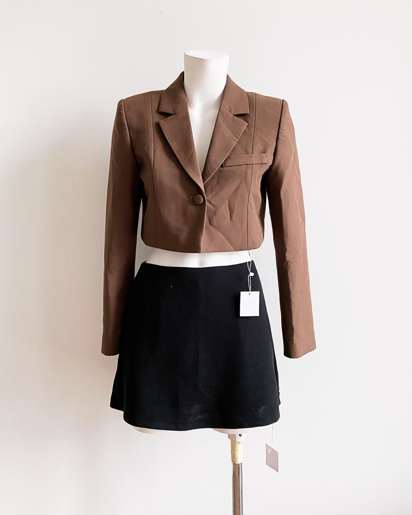 VÂN ANH SCARLES-CROPPED JACKET