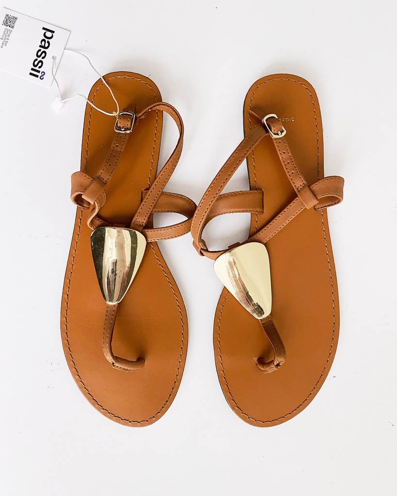 PARFOIS-FLAT_SANDALS