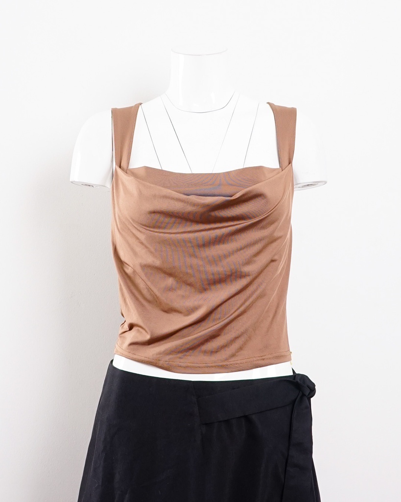UNKNOWN-SLEEVELESS TOP (TANKTOP/TUBE TOP)