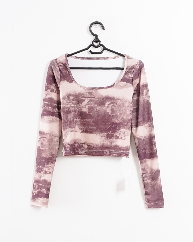 UNKNOWN-LONG_SLEEVES TOP