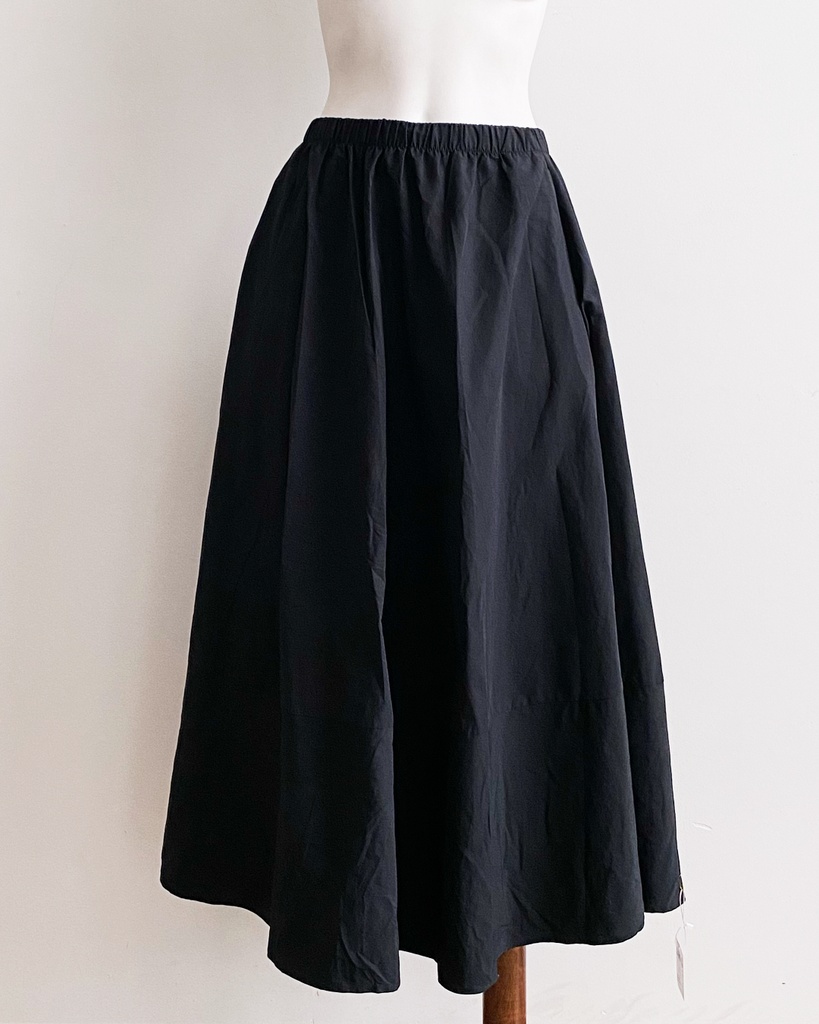 UNKNOWN-MAXI SKIRT