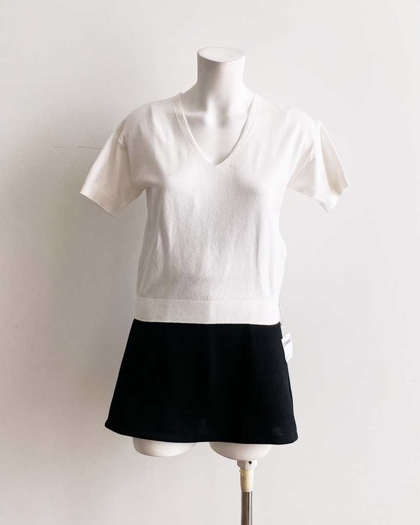 MASSIMO DUTTI-SHORT SLEEVES TOP