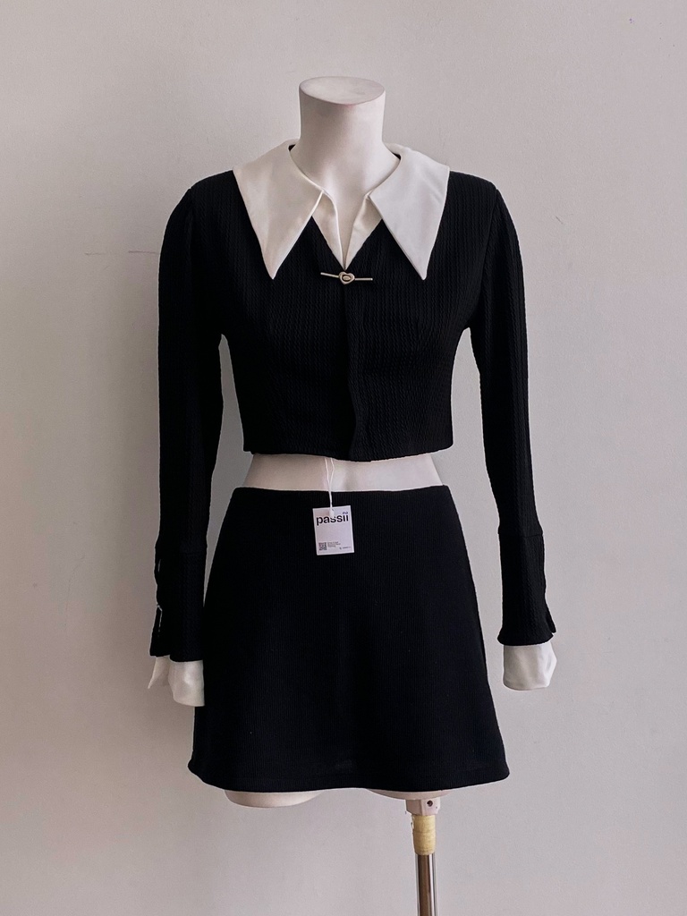 VEO'S BY KHANH-LONG SLEEVES TOP