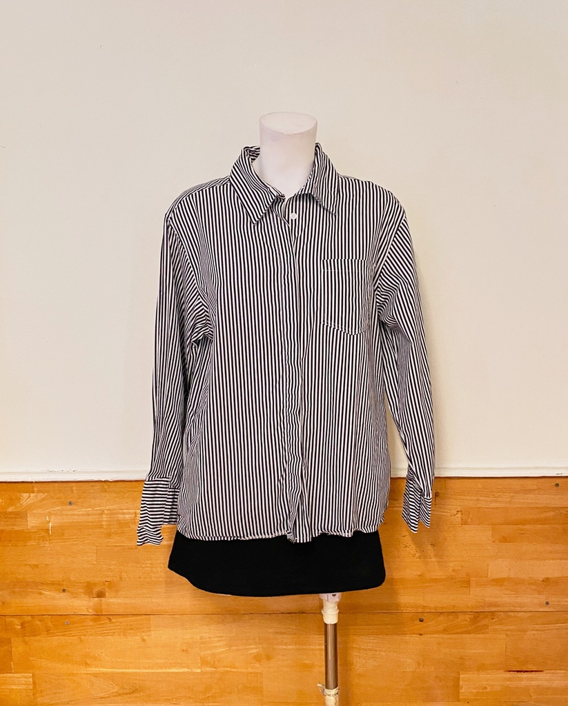 ALL IN STUDIOS-SHIRT