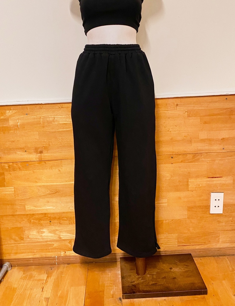 DMDSTUDIOS-WIDE-LEG PANTS