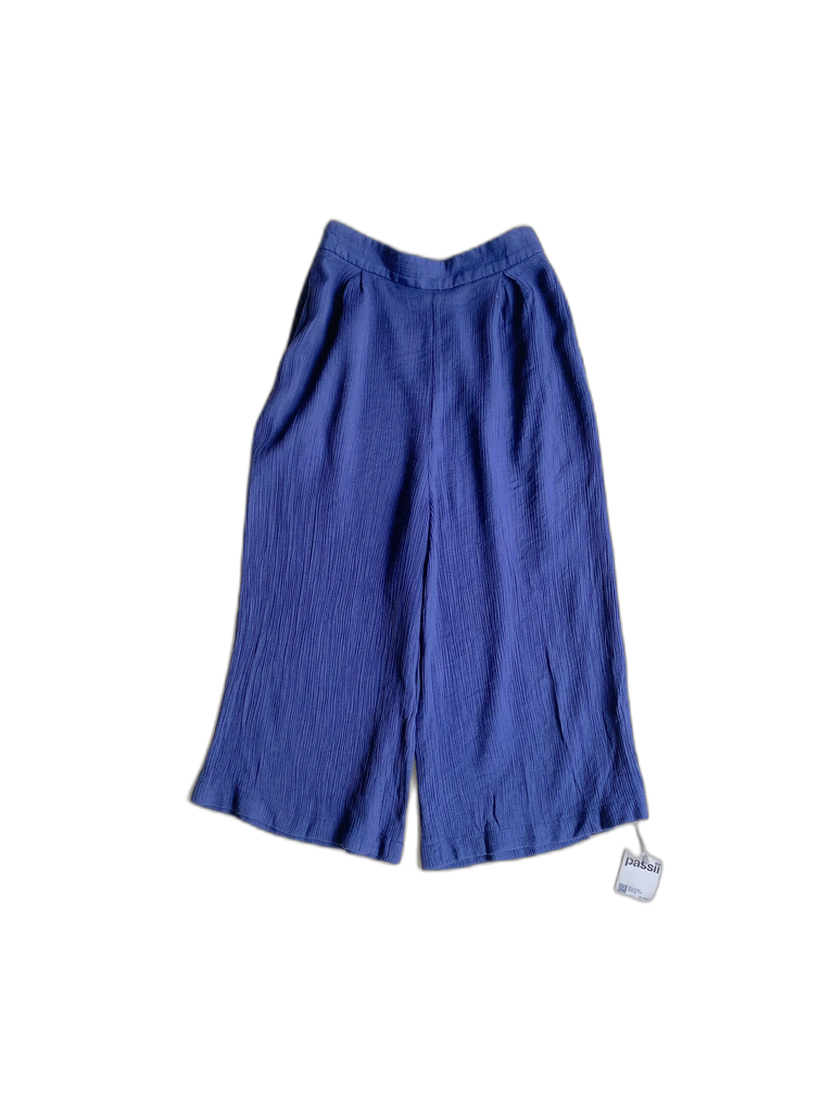 OYSTER AND SNAIL-STYLED SHORTS