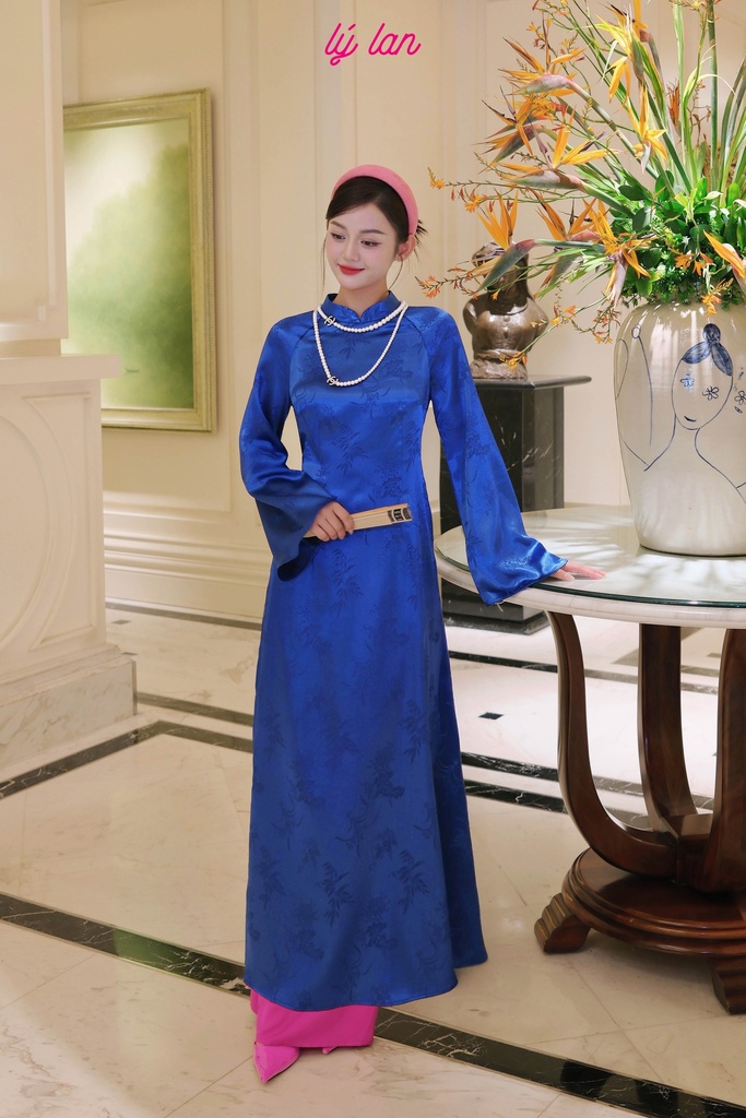 [S05384E-010] LÝ LAN-ÁO DÀI LỤA CHI (S)