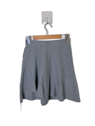 [S05577F-006] UNKNOWN-SKIRTS