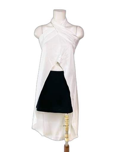 [S06670C-018] LINH DOAN-TOPS