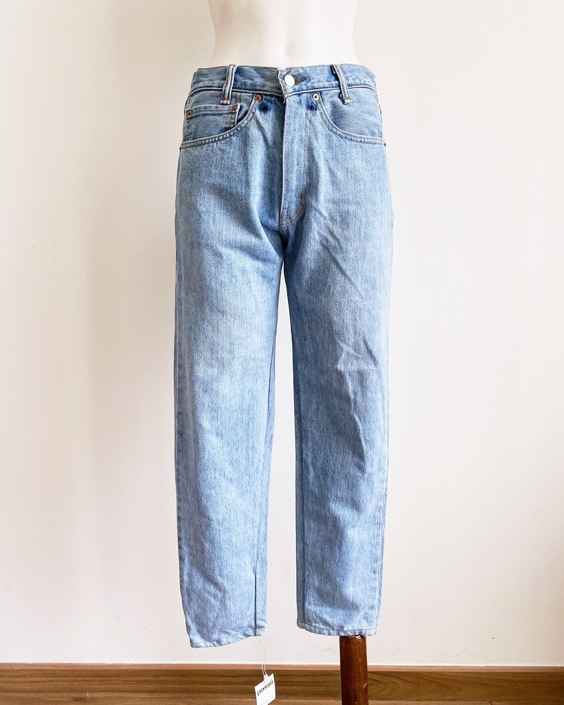 [S01689D-011] VALUE BRAND-STRAIGHT LEG JEANS