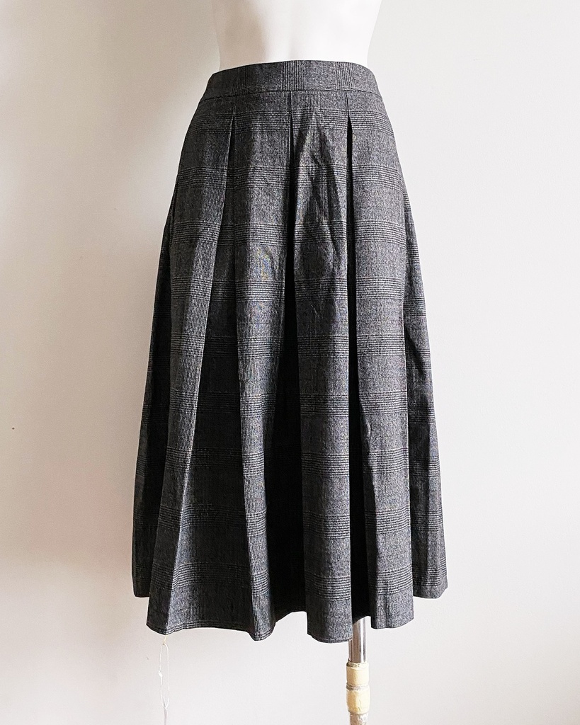 [S02300A-027] UNKNOWN-MIDI SKIRT