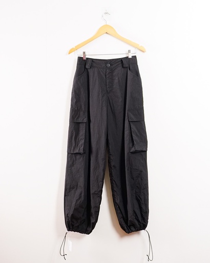 [S00021B-046] UNKNOWN-TAPPERED PANTS