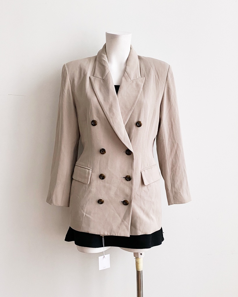 [S02527B-042] UNKNOWN-BLAZER