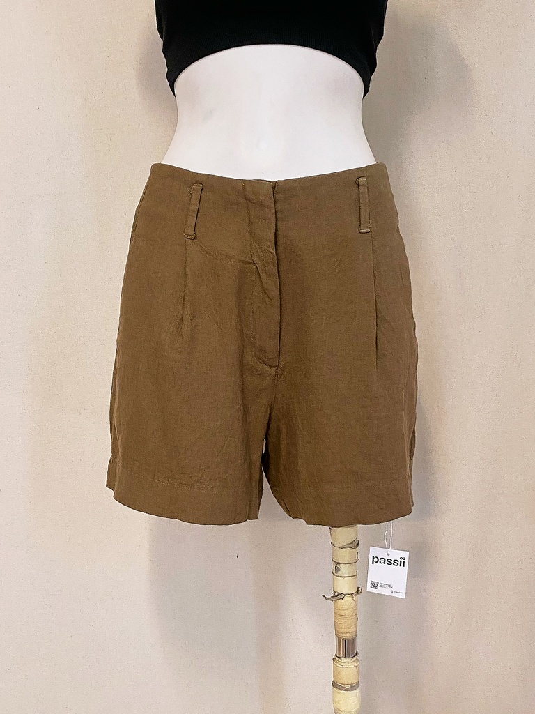 [S04574G-011] UNKNOWN-STYLED SHORTS